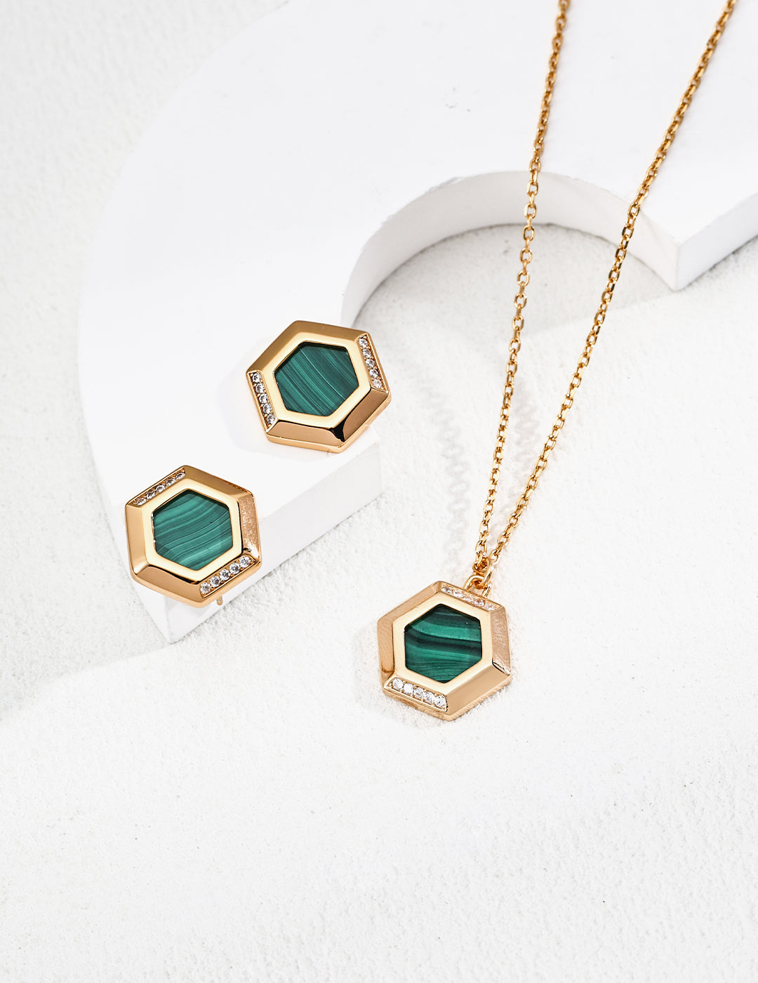 Vintage S925 Silver Peacock Necklace with Malachite & Zircon