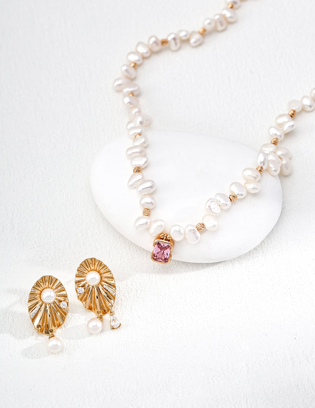 Unique Pearl Necklace - S925 Silver, Baroque Pearls, Pink Zircon Sparkle