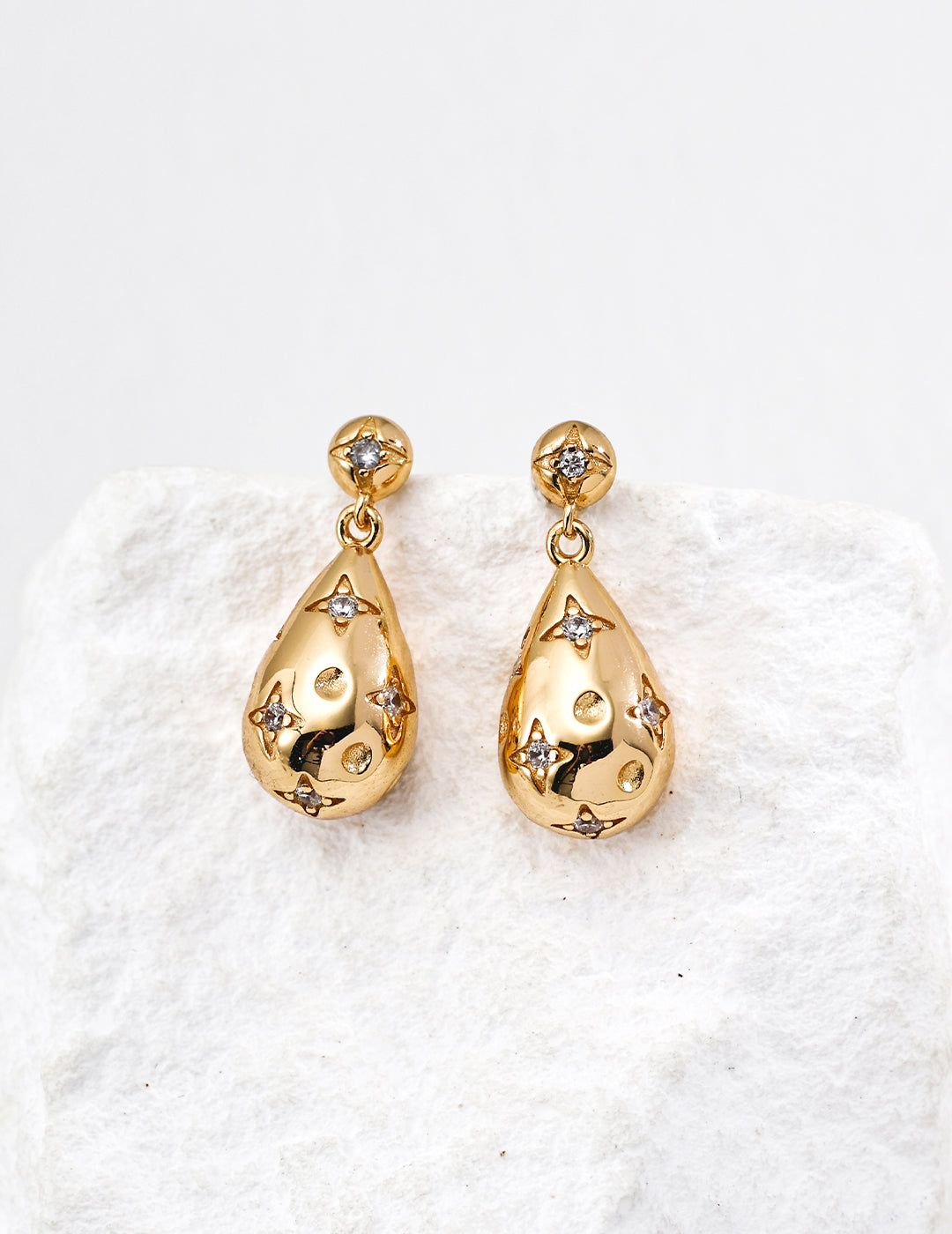 S925 Silver Teardrop Earrings | Cubic Zirconia Accents
